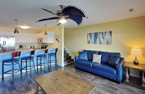 Put-in-Bay Condo | New - 4 BR Put-in-bay Waterfront Condo-All the Comforts of Home- 10 ppl -C211
