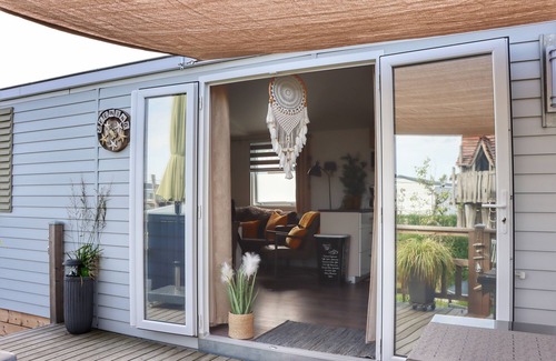 Oostkapelle Ski Chalet | New! 4 persons vacation chalet on a family campsite in Oostkapelle.