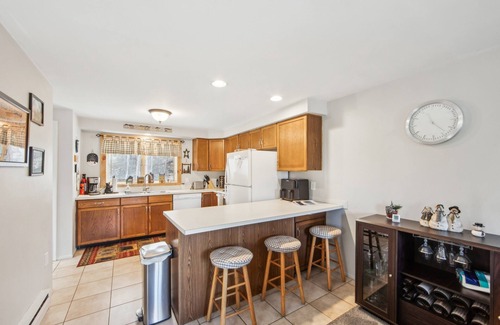 North Creek House | NEW! 46er 15E - Stylish & Comfortable Mountain Retreat by The Summit at Gore Mountain