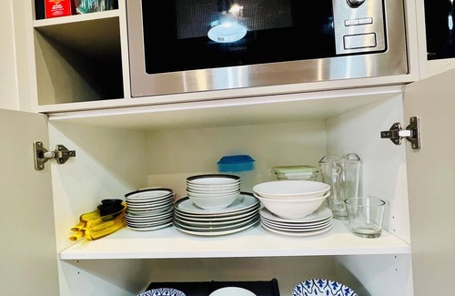 Charlemont House | New 4BR Retreat &Coastal Escape,15 mins to Geelong&Surf Coast with FREE Netflix