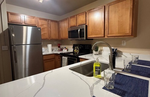 Burns Park Apartment | * NEW * 4BR Retreat | Heart of Campus w/Parking