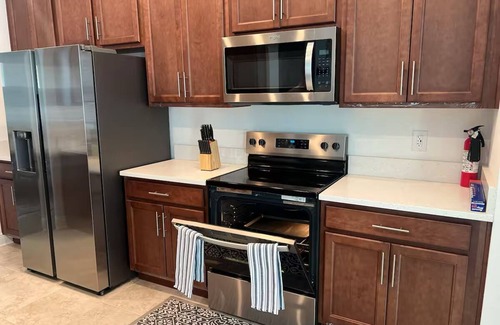 Pinellas Park House | New 5-bedroom house 12mins to downtown, 20 mins to beach, 20 min to Tampa,