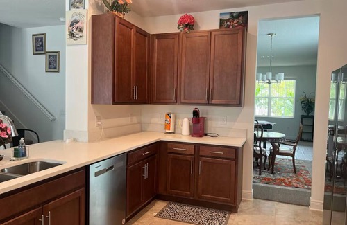 Pinellas Park House | New 5-bedroom house 12mins to downtown, 20 mins to beach, 20 min to Tampa,