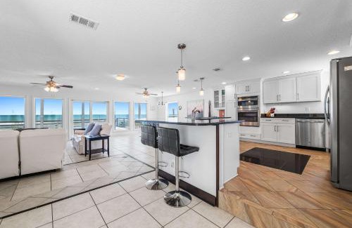 South Ponte Vedra Beach House | New 5 Bedrooms 3 full and 2 1 2 Bathroom Oceanfro