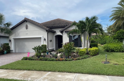 Naples House | NEW-5 Star! Private Home-Custom Pool,Spa,Golf,Tennis,Pickleball Resort Community