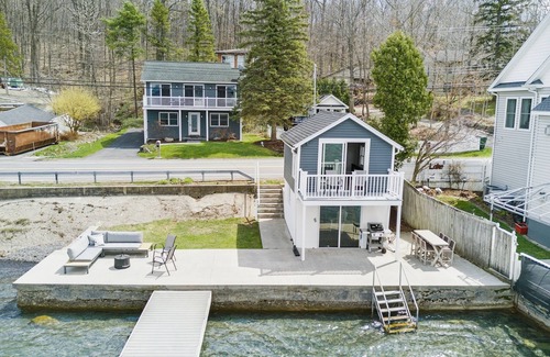 Rushville House | NEW | 50' Lakefront | Dock | Fire Pit