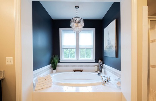 Leesburg House | **New**: A Private Luxury Retreat for Corporate or Bridal Parties