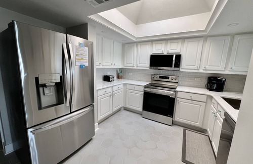Briarcliffe Acres Condo | New! A True Penthouse-15th Floor-Panoramic View-Gorgeous Furnishings & Upgrades!