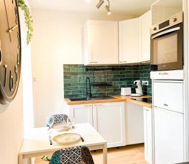 Guingamp Apartment | NEW: Agréable & lumineux *GARE*