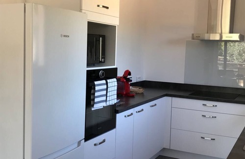 Bonifacio Villa | New air-conditioned villa for 4 people: 2A041 000042 W1