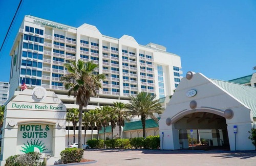 Ortona Park Apartment | NEW Amazing Ocean Front Studio in Daytona Beach!