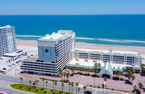 Ortona Park Apartment | NEW Amazing Ocean Front Studio in Daytona Beach!