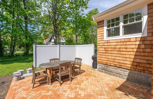 Bellport House | New and charming in Bellport Village
