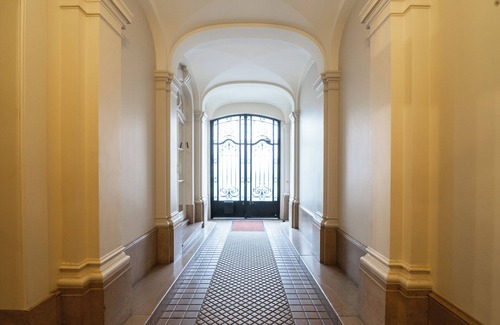 Quartier de la Plaine-de-Monceaux Apartment | New and luxurious apartment in Paris 17 with A/C