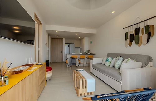 Zona Norte House | New and Luxurious with direct access to the beach