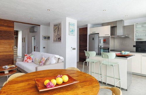Sant Josep de sa Talaia House | New and modern House with pool in San Jose, 2 people