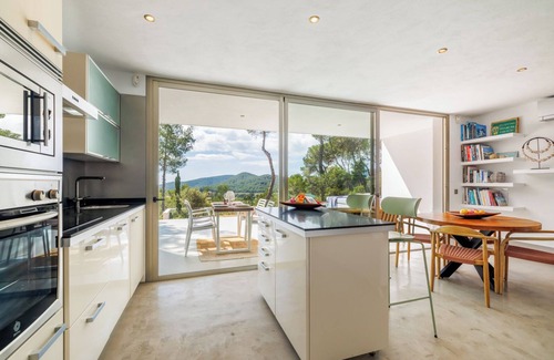 Sant Josep de sa Talaia House | New and modern House with pool in San Jose, 2 people