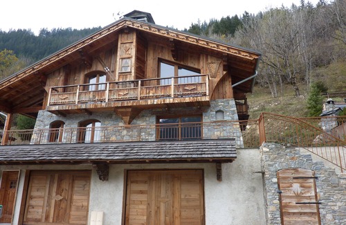 Champagny-en-Vanoise Apartment | New apartment 8 people in chalet in Champagny/La Plagne