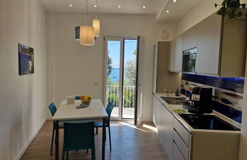 Marina del Cantone Apartment | New apartment 100 meters from the sea
