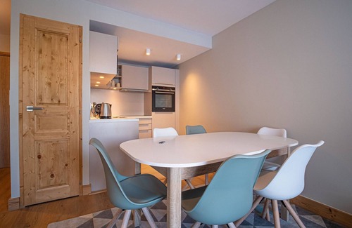 Valmorel Apartment | New apartment 6 people, ski-in with parking, Valmorel