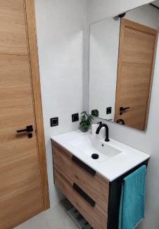 Xativa Apartment | New Apartment Claret