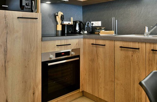 Le Chinaillon Apartment | New apartment at ski slopes, 2 bedrooms, balcony, wifi