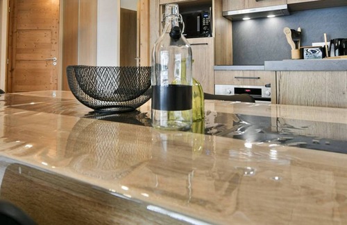 Le Chinaillon Apartment | New apartment at ski slopes, 2 bedrooms, balcony, wifi