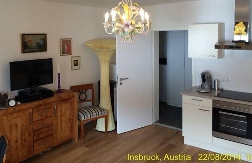 Innsbruck Apartment | New apartment with cinema view of the mountains of Innsbruck