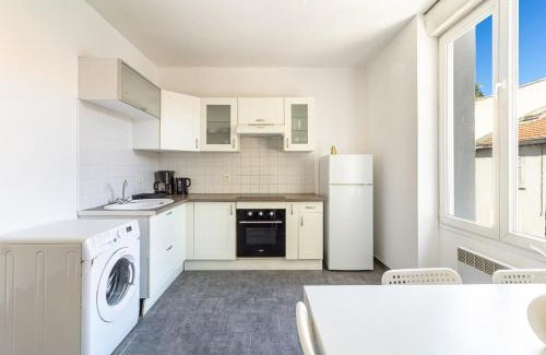 Saint-Pierre Apartment | New Appt lumineux Tout équipé Quartier central