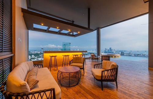 El Cabrero Apartment | New Apt Beautiful Sea View and Walled City 2BR