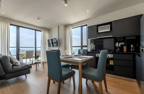 El Cabrero Apartment | New Apt Beautiful Sea View and Walled City 2BR