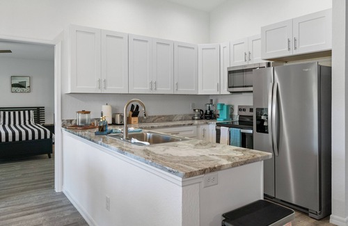 Homosassa Villa | New, August 2024! Beautiful porch, view of Marina