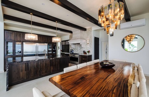 Tamarindo Villa | New Award-Winning Villa with 180° Ocean Views, Gourmet Breakfast and Gym