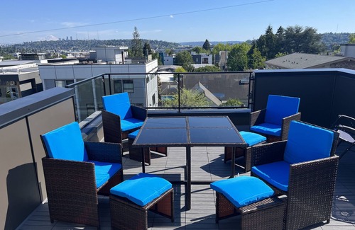 Old Ballard House | New Ballard Home in trendy walkable neighborhood