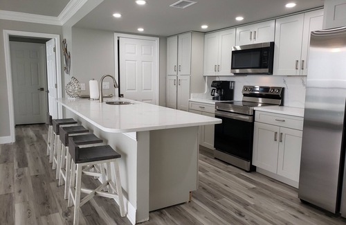 West Panama City Beach Condo | NEW Beachfront 😎GLASS+VIEW in 2MASTER Suites+BUNK ROOM*FREE BeachChairs804E