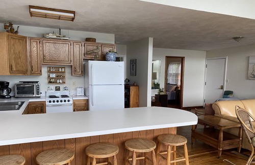 Hammondsport Cottage | NEW Beautiful lakefront cottage on east side of Keuka lake WITH BOAT LAUNCH