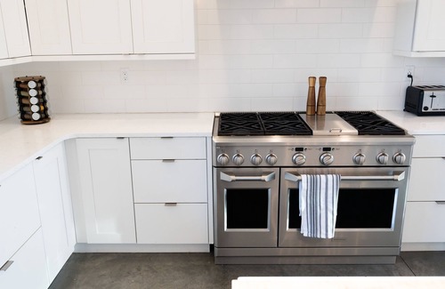 Four Corners House | NEW Beautiful Modern Bozeman Home with views!
