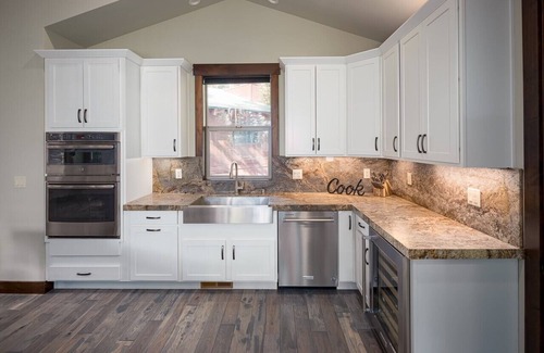 Kings Beach House | New & Beautiful! Soaking Tub, Garage, NStar Close!