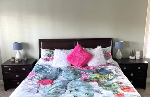 Arrowhead Lakes House | NEW! Beautiful, waterfront home on Arrowhead Lakes. Near all valley activities.