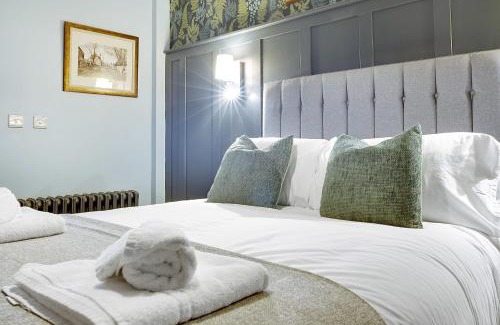 Hartlepool Apartment | NEW! Boutique 1 Bed Apartment in Hartlepool City Centre by Stay With Us, Perfect for Solo Travellers & Couples, FREE WIFI!