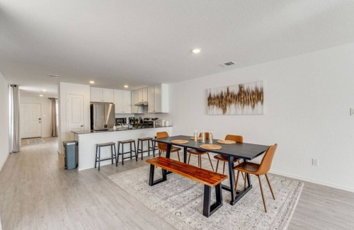 New Braunfels House | New Braunfels Executive 4 Bed