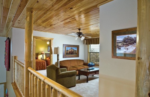 Gruene Resort | New Braunfels Resort 3bdr Deluxe