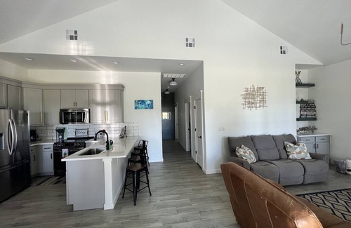 Porum House | New Breathtaking Lakeside #1 Home