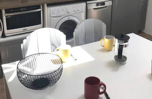 Guengat House | New Breton Penty in Locronan