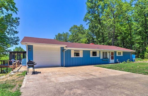 Bull Shoals House | NEW! Bright Bull Shoals Home w/ View of the Lake!