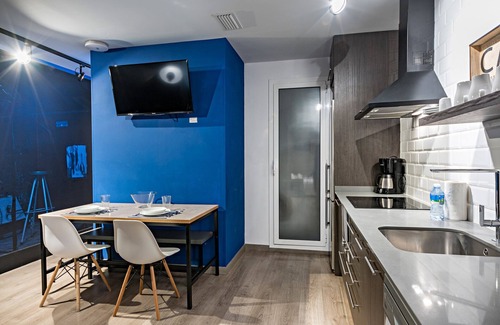El Camp de l'Arpa del Clot Apartment | New Bright quiet 2 bedroom in Eixample