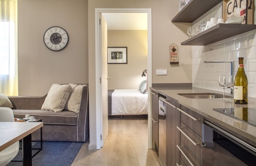 El Camp de l'Arpa del Clot Apartment | New Bright quiet 2 bedroom in Eixample