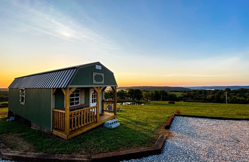 Compton Cabin | *NEW* BUFFALO RIVER VALLEY VIEWS-5MIN FROM PONCA! "TINY CABIN"