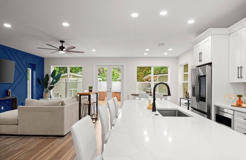 Tampa Heights House | New-build 4-bedroom Bungalow with Hot Tub near Downtown Tampa!