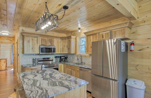 Lake Shore Estates Cabin | New-Build Arkdale Cabin Near Castle Rock Lake